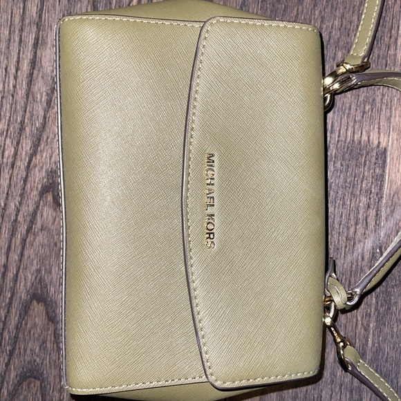 Michael Kors crossbody bag - Picture 2 of 3